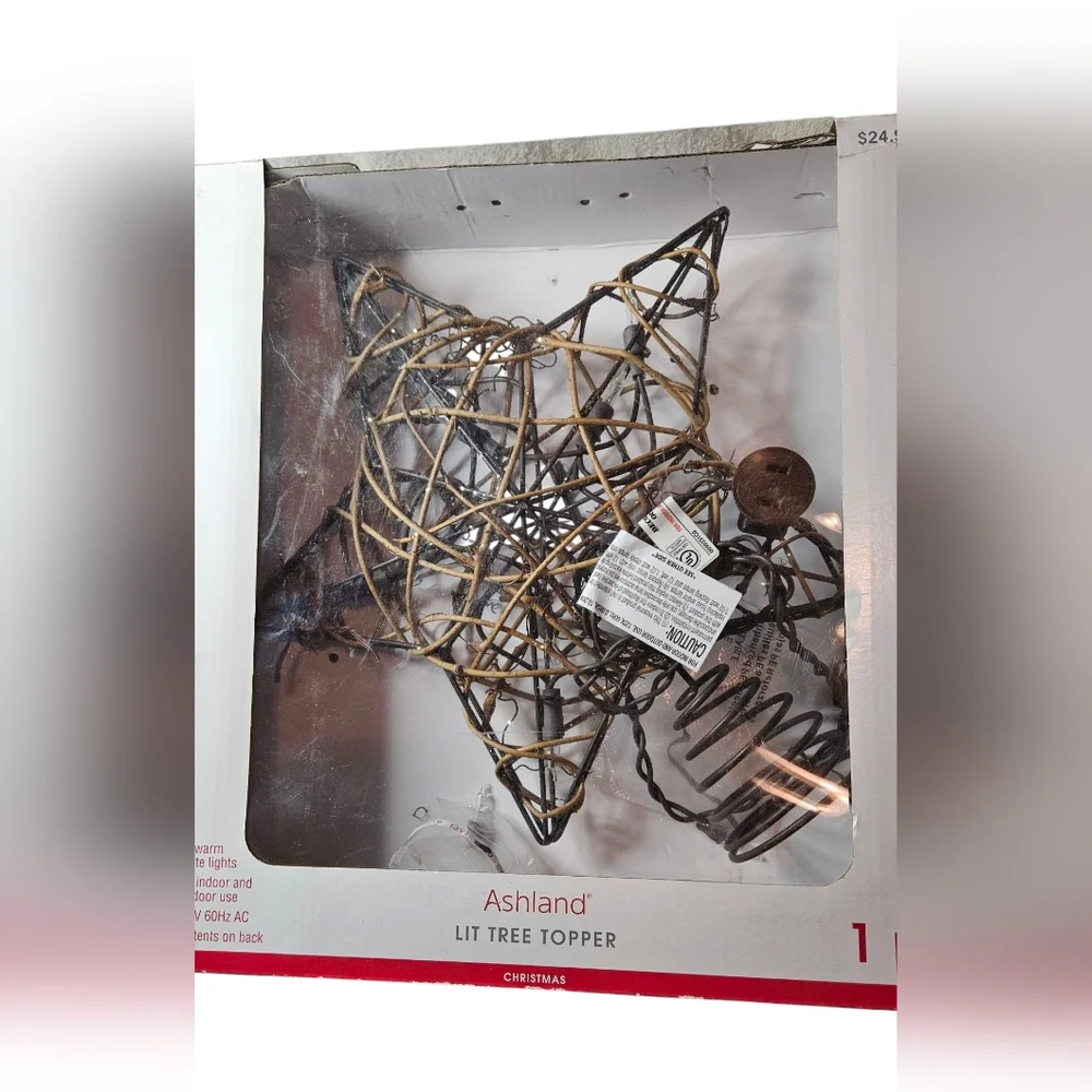 NWT Ashland Lit Tree Topper